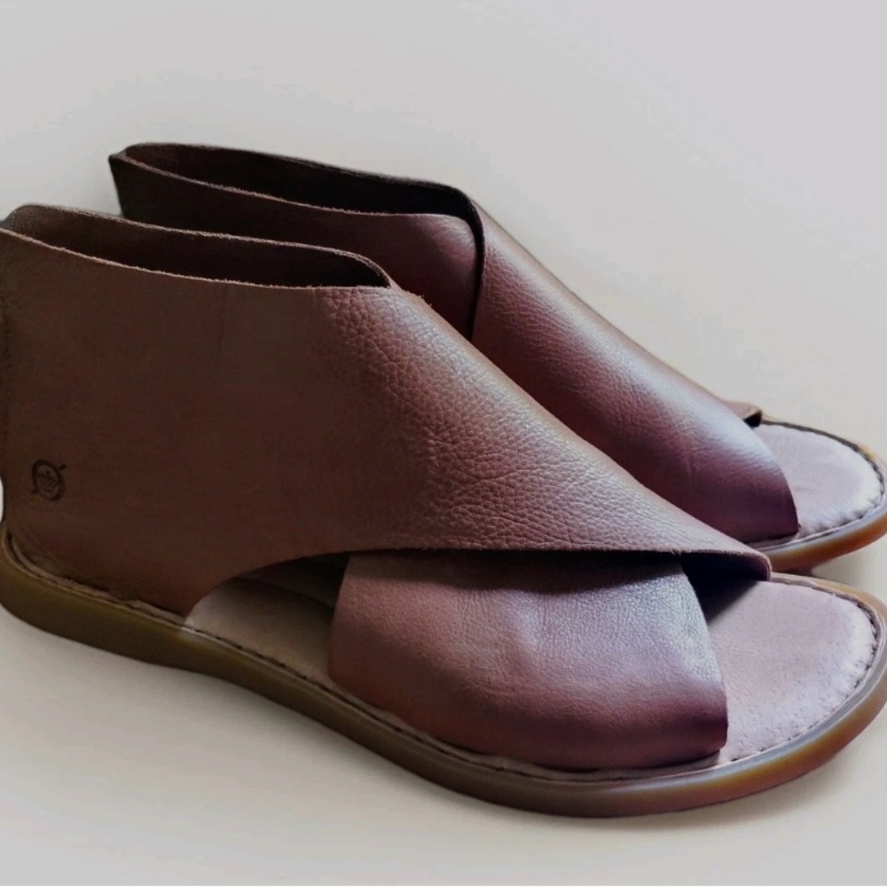 Born Women's Iwa Tan Leather Sandals 6M